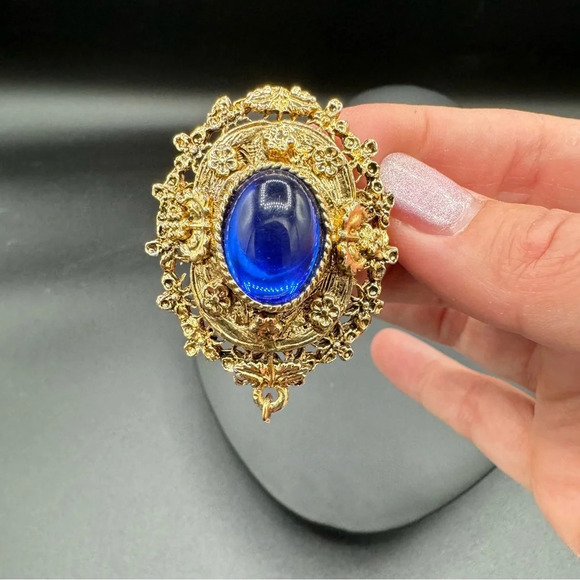 Ornate Blue Sapphire Colored Brooch with Bale - Picture 10 of 13